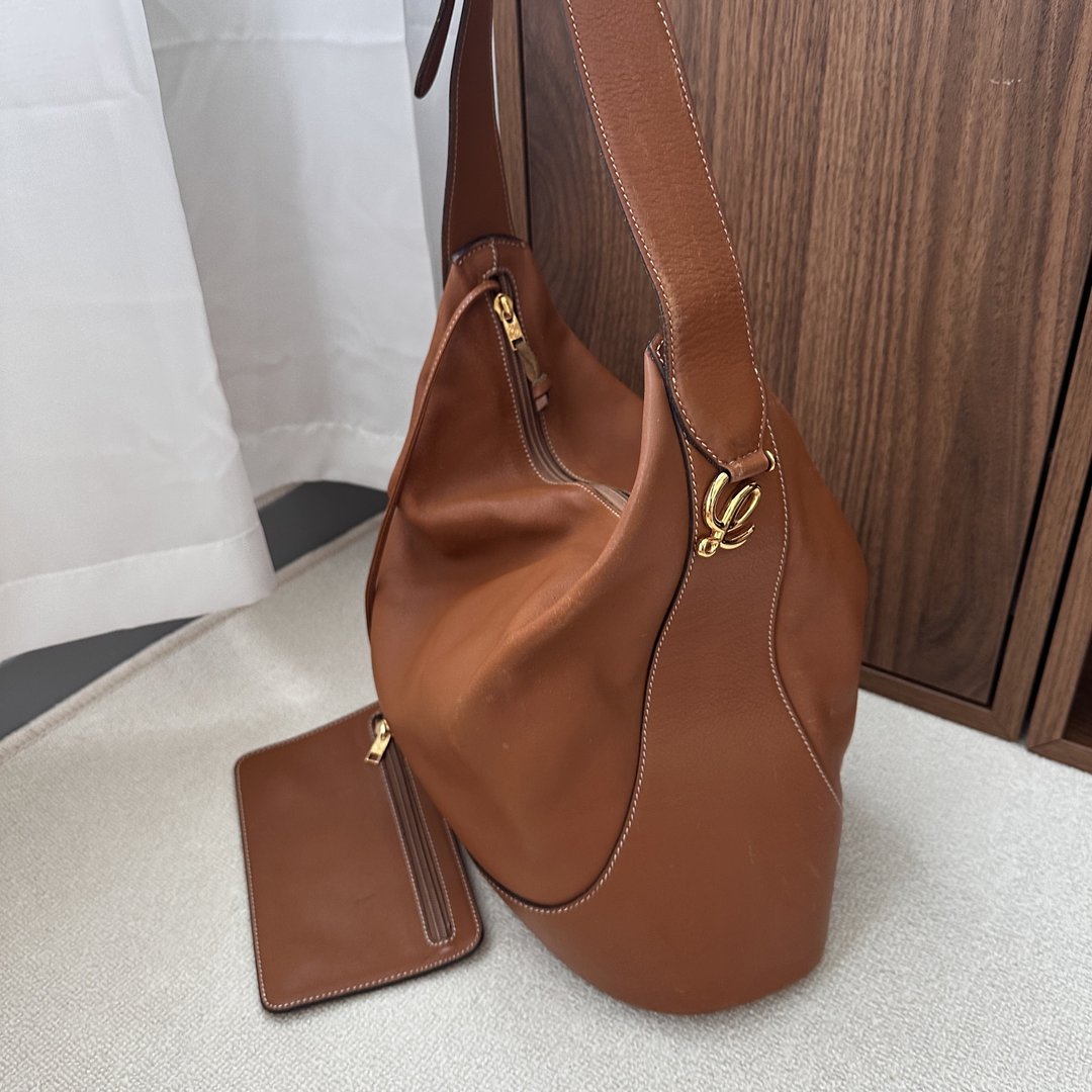 LOEWE 罗意威 Anagram 小牛皮 单肩手提包 - 侧背包/斜挎包 - 真皮 咖啡色