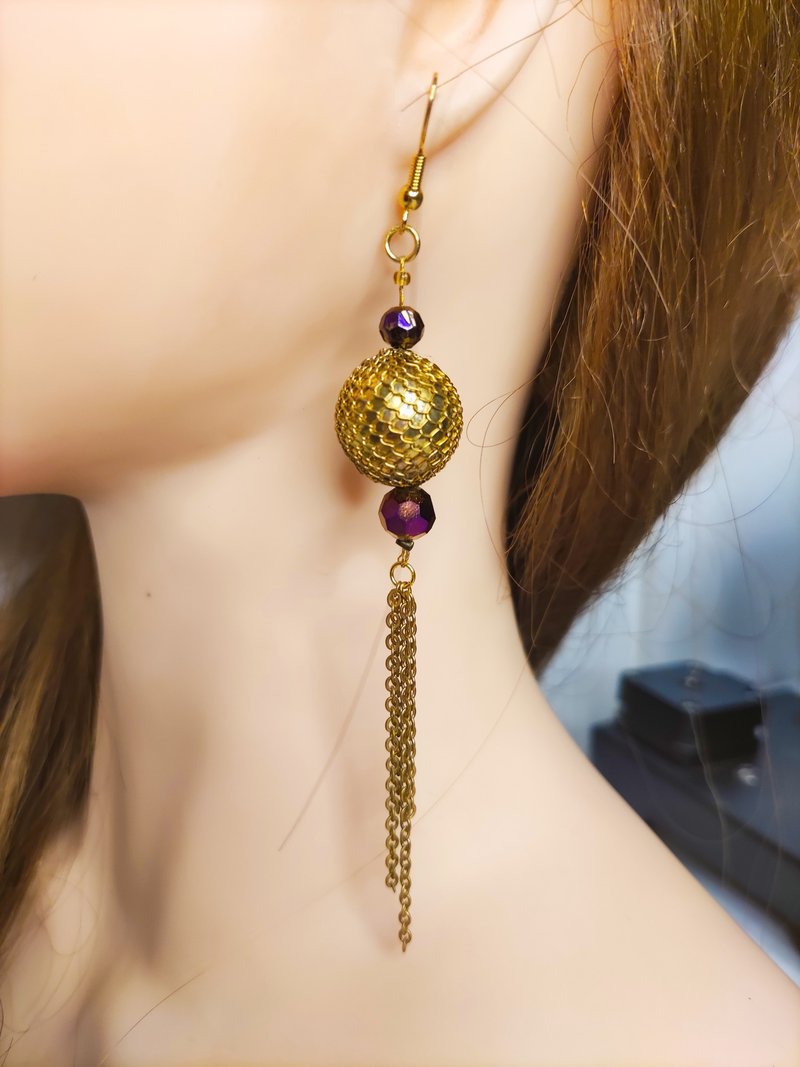 米唐亚时尚/小众设计师品牌 古典美人 垂坠式流苏耳环 - 耳环/耳夹 - 贵金属 金色