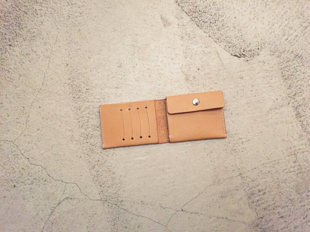 Oh Well - Wallet in nude/ 真皮手作手染短夹 - 原色 - 皮夹/钱包 - 真皮 