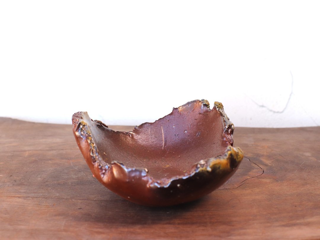 备前烧 手捏成形盘 (宽约14.5cm) sr8-037 - 盘子/餐盘/盘架 - 陶 咖啡色