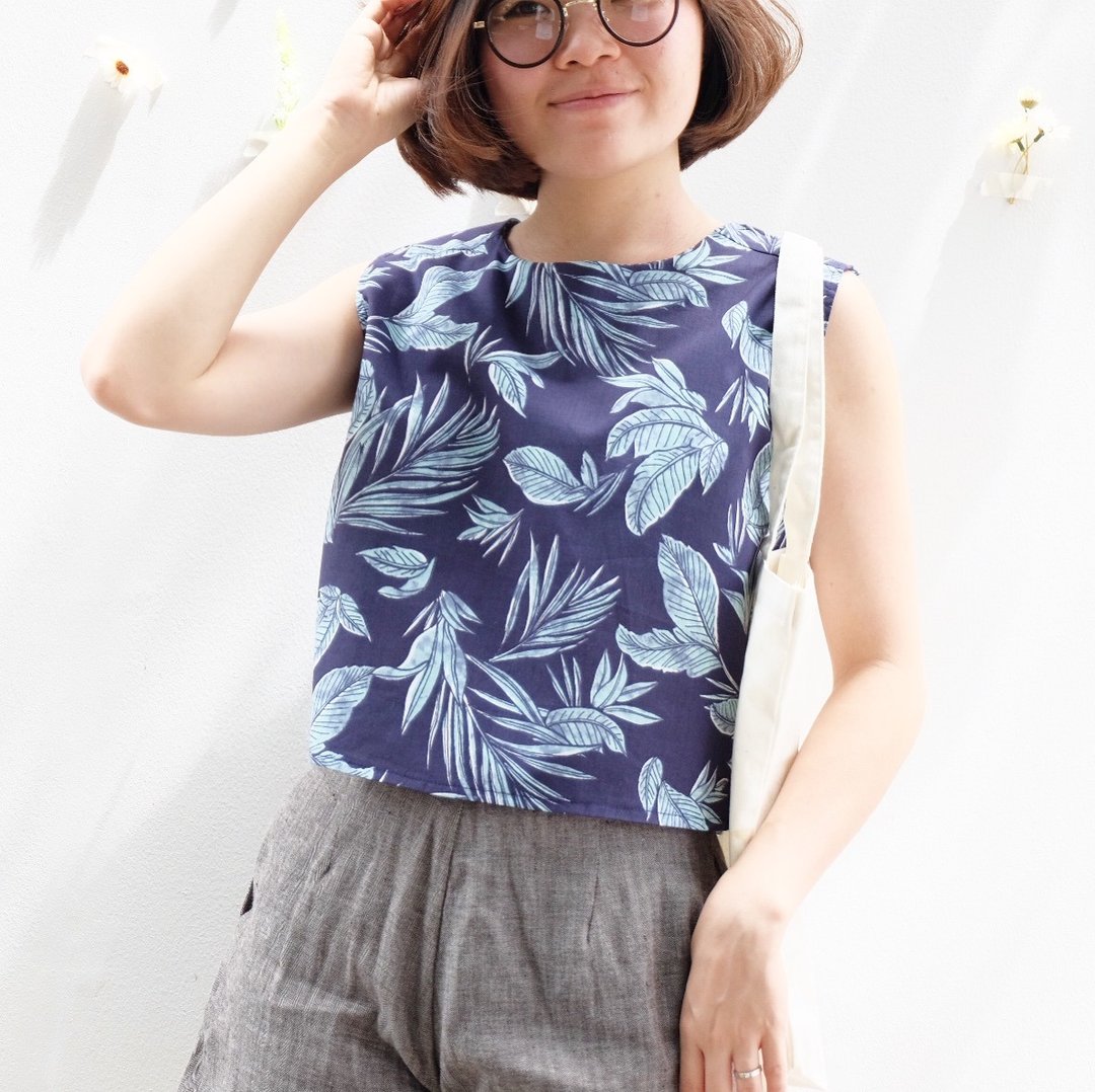 Flora Sleeveless Top - 女装上衣 - 其他材质 蓝色