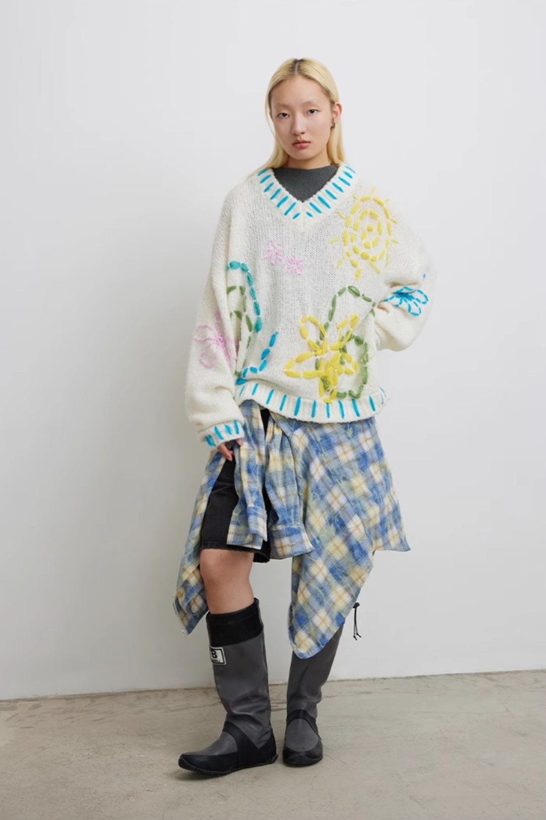 Loose Knit Sweater 彩笔线稿手工毛衣 - 女装针织衫/毛衣 - 其他材质 白色