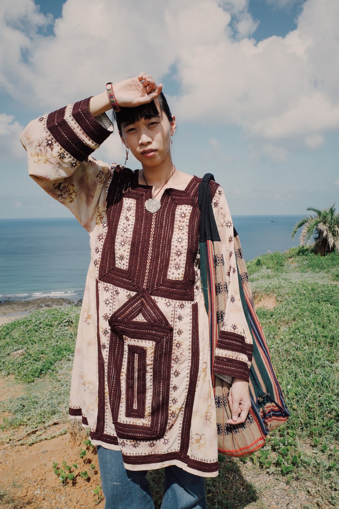 Vintage balochi dress 手工刺绣Balochi族传统洋装 - 洋装/连衣裙 - 聚酯纤维 
