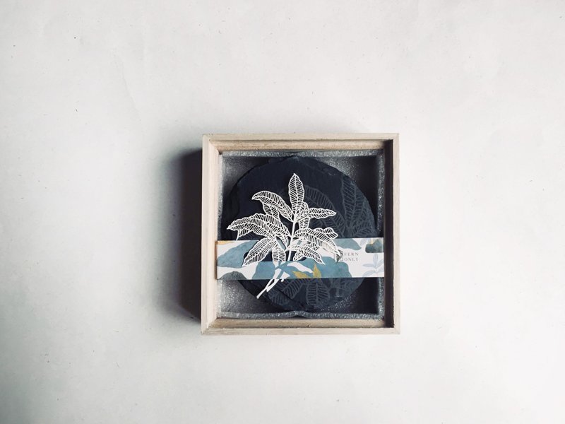 蕨类化石石皿 - 台湾原始观音座莲|烛台 杯垫 送礼 居家 - 摆饰 - 石头 灰色