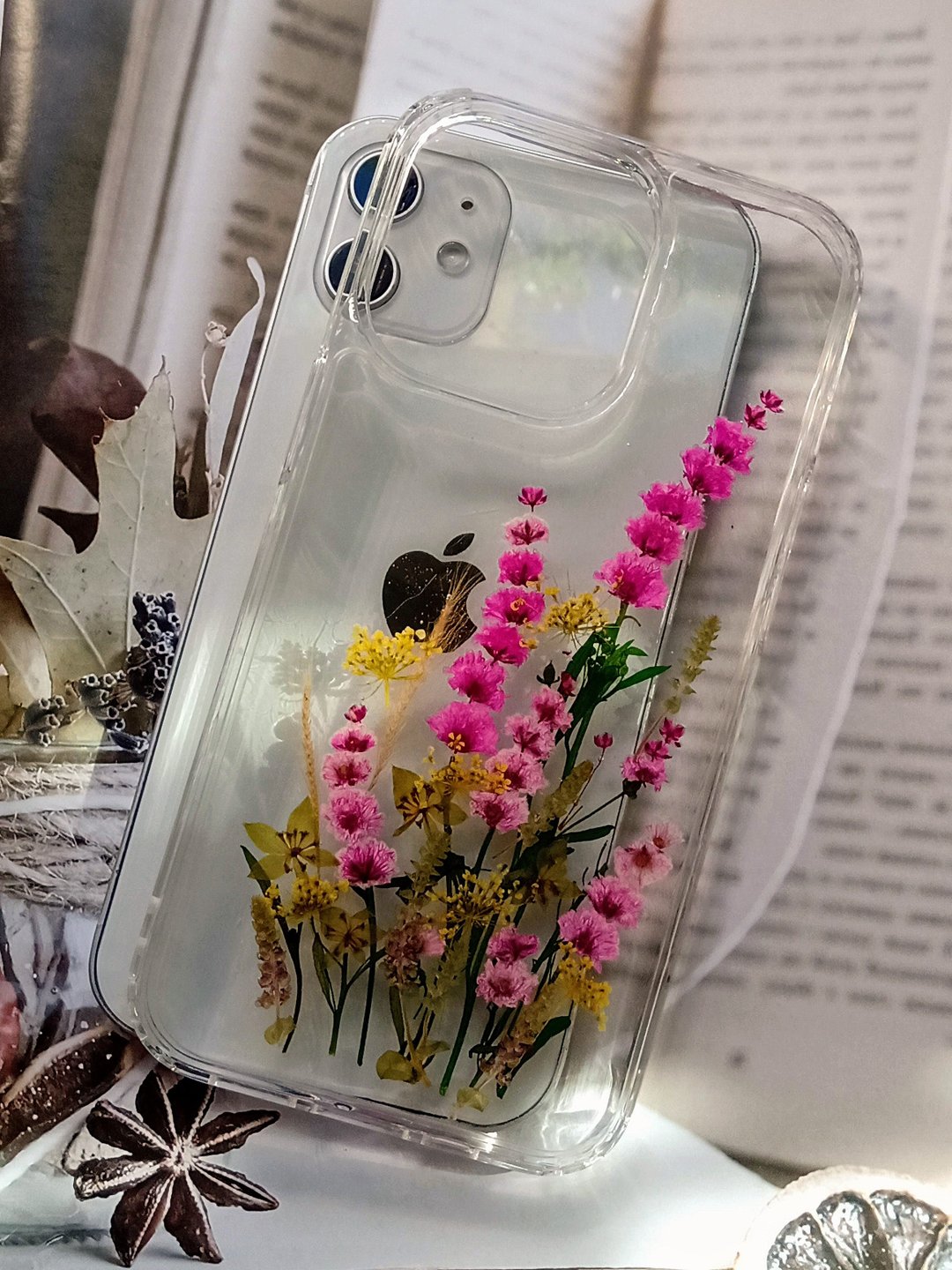 手作押花手机保护壳| iPhone13Pro| 花开 - 手机壳/手机套 - 塑料 多色