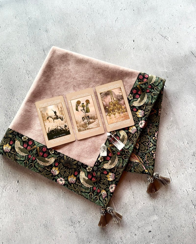 塔罗布。日本制造。手工制作的。高档真丝提花面料制成。 - 地垫/地毯 - 丝．绢 