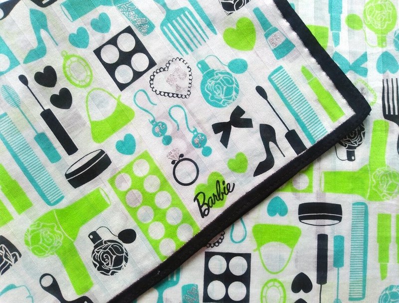 芭比复古手帕美容设备 18.5 x 18 英寸 - 手帕/方巾 - 棉．麻 绿色