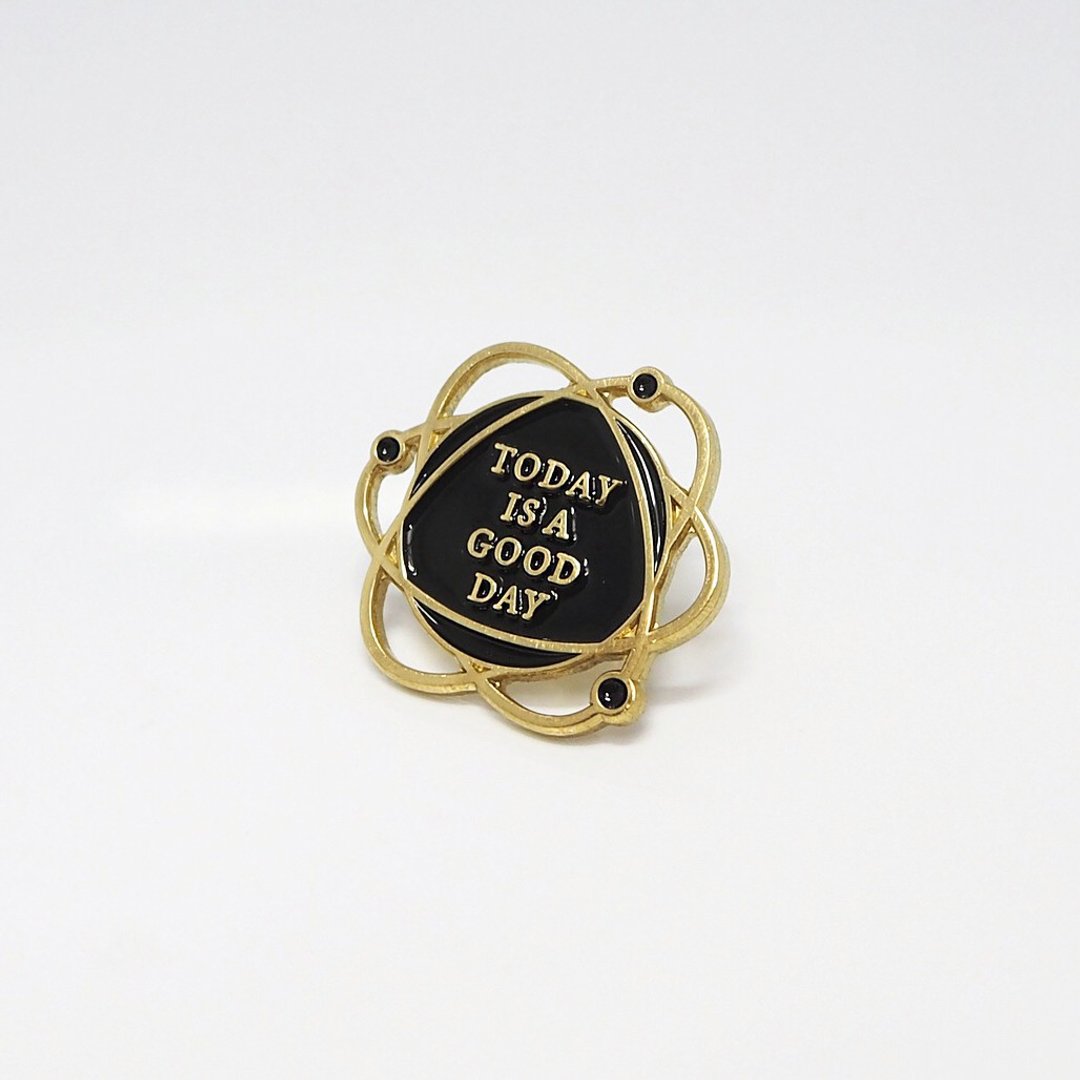No.102 TODAY IS A GOOD DAY BROOCH 好日珐琅胸针 - 黑色 - 胸针 - 其他金属 黑色