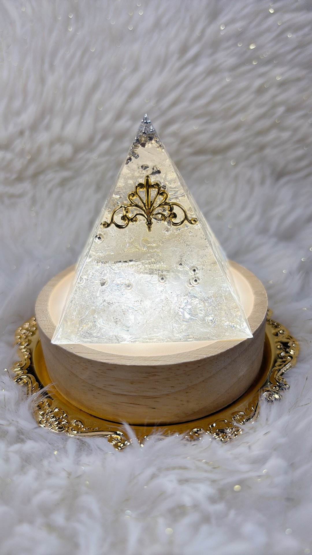 纯净之能-安哥拉白水晶奥刚能量金字塔 - 摆饰 - 水晶 白色