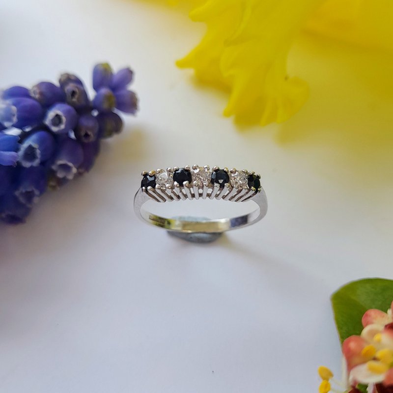 1987年英国纯银鉴定 深蓝宝石与透明锆石CZ永恒戒 新货抵台 - 戒指 - 纯银 银色