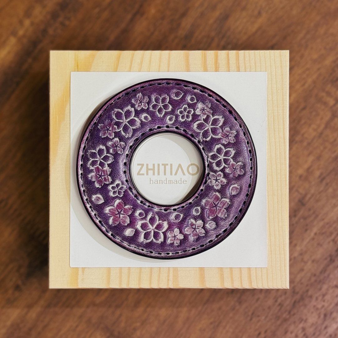 原创手工制作牛皮剑道刀镡 樱雪飘舞 雾蜡紫 剑锷 Tsuba - 运动配件 - 真皮 紫色