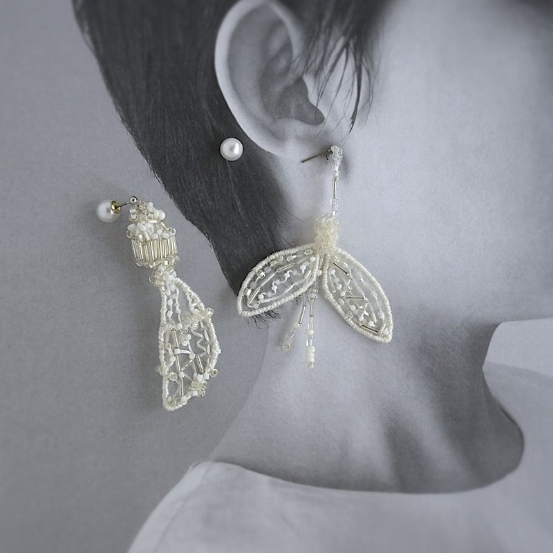 蜉蝣【复古珠饰与绉纱刺绣耳环】 - 耳环/耳夹 - 半宝石 白色