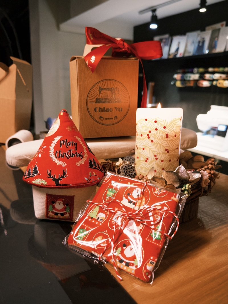 圣诞精灵小屋  收纳盒 糖果屋 - 摆饰 - 棉．麻 红色