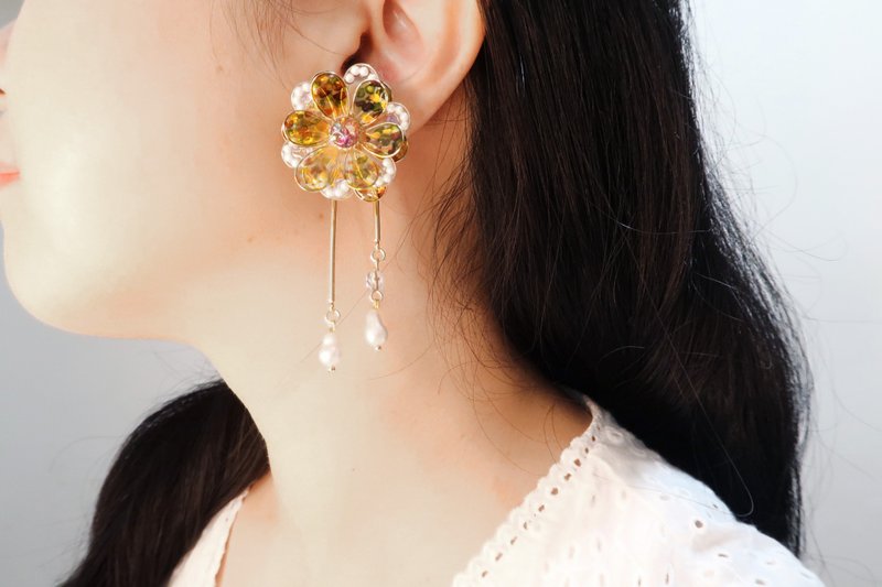 chihchen chang订制斑斓花花贴耳垂坠款 两用 925银/钢针/耳 - 耳环/耳夹 - 树脂 多色