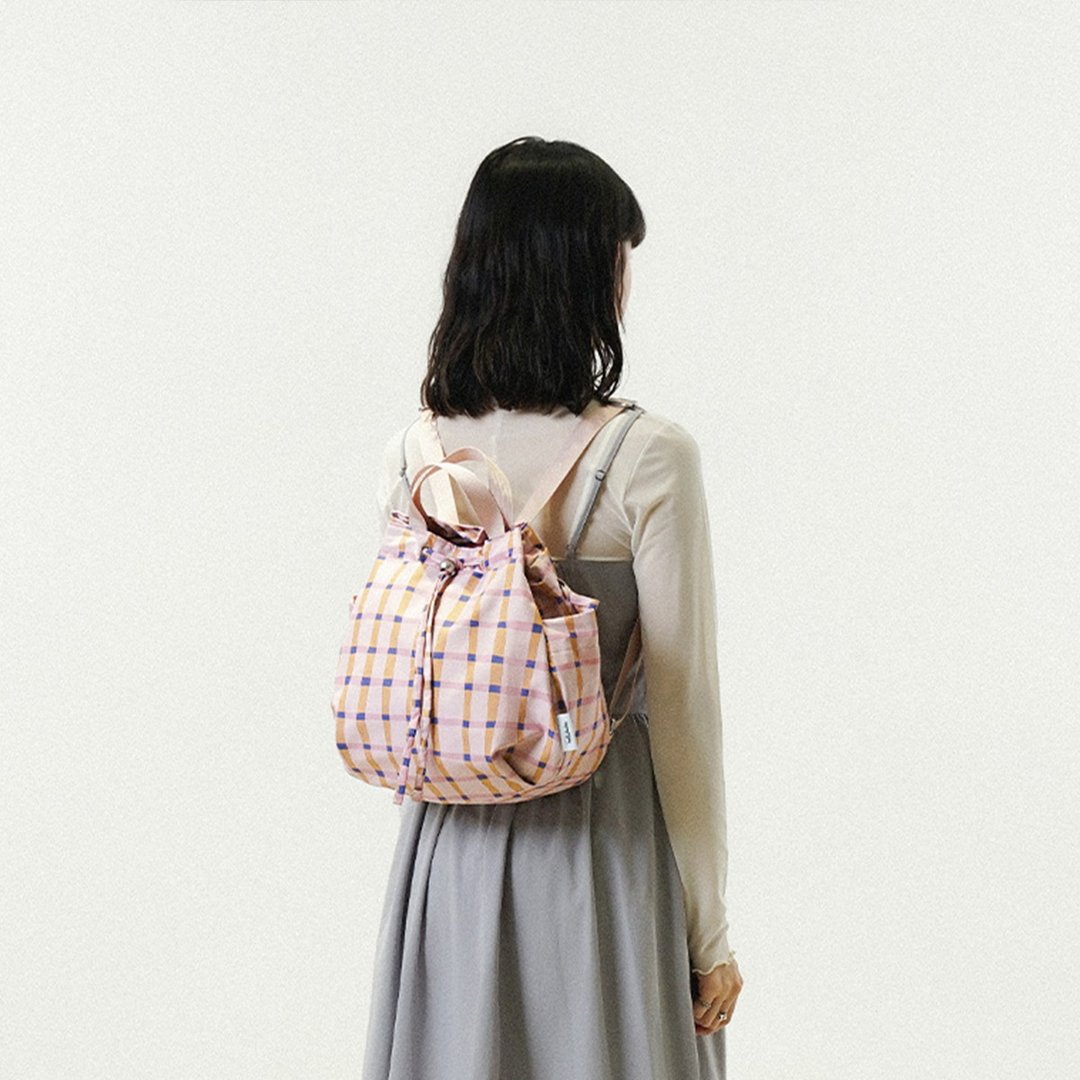 【Nature Beauty系列新品】 EVIA 索绳束口文青后背包S号(土粉色) - 后背包/双肩包 - 环保材料 粉红色