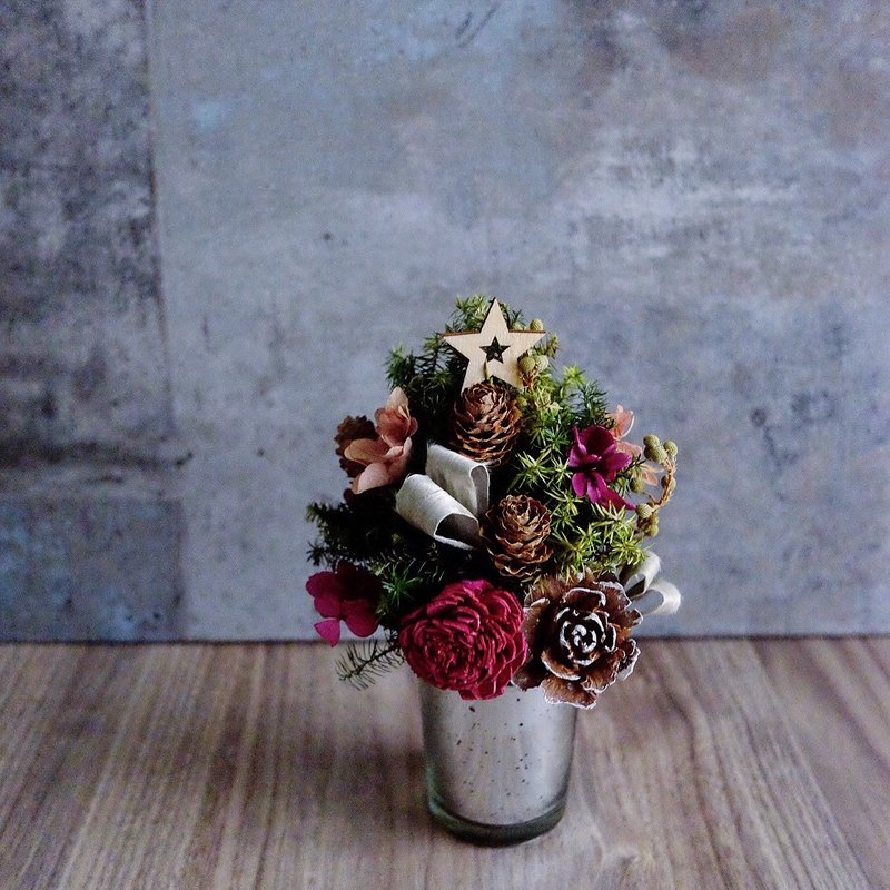 还是向往天堂 - 圣诞不凋小桌花《复古怀旧圣诞树款》Xmas mini tree - 植栽/盆栽 - 植物．花 红色