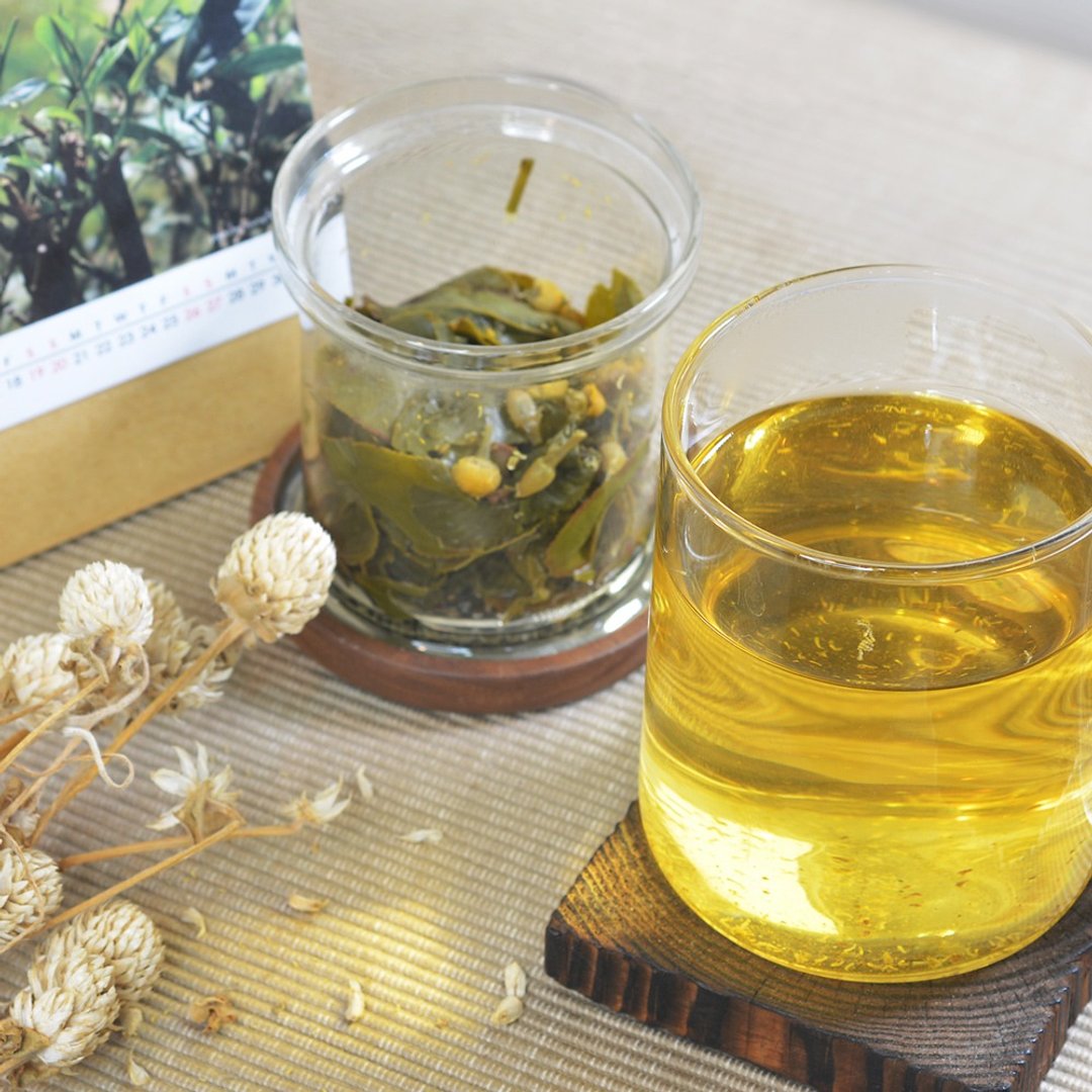 洋甘菊乌龙 - 天然窨花舒压草本茶 - 茶 - 纸 白色