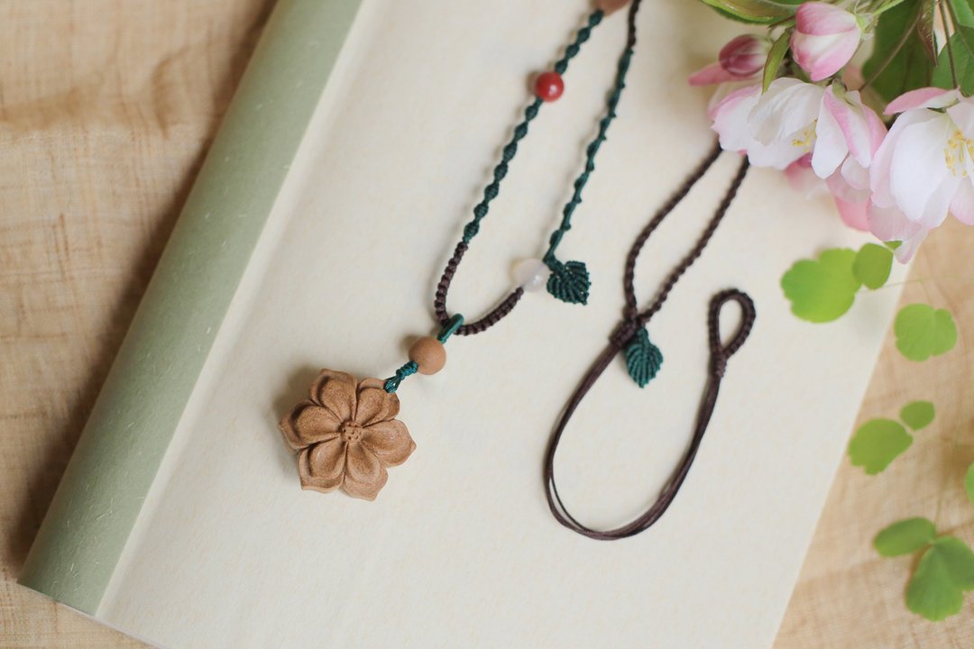 壹染指香品 | 嫣然 | 天然和合香 | 香身养生 | 手工绳编 - 项链 - 植物．花 