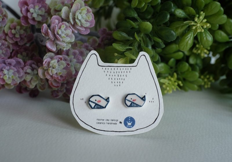Whale polymer clay earrings - 耳环/耳夹 - 其他材质 蓝色