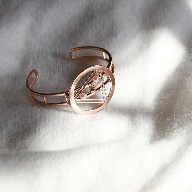 MissQueeny 520 永恒的时间/925纯银天然珍珠手镯 - 手链/手环 - 其他金属 粉红色