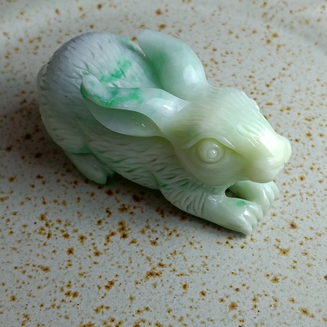 J0132天然翡翠A货 . 细糯老三彩玉兔.健康多彩.摆件. - 摆饰 - 玉石 