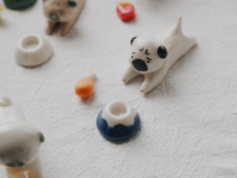 定制化 定制宠物 小狗陶瓷摆设 - 摆饰 - 瓷 多色