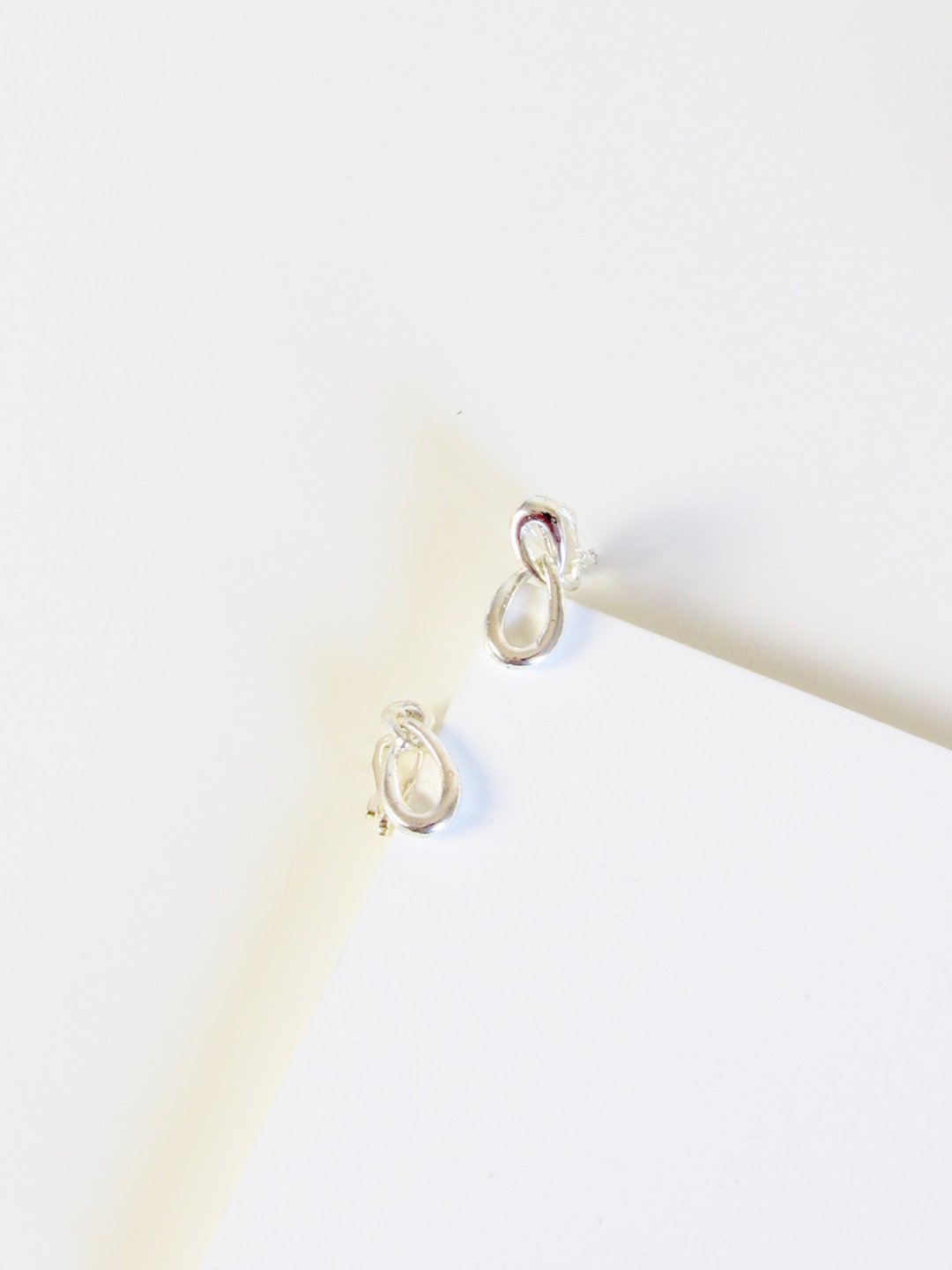 Vintage Double Loop Silver Drop Earrings - 耳环/耳夹 - 银 银色