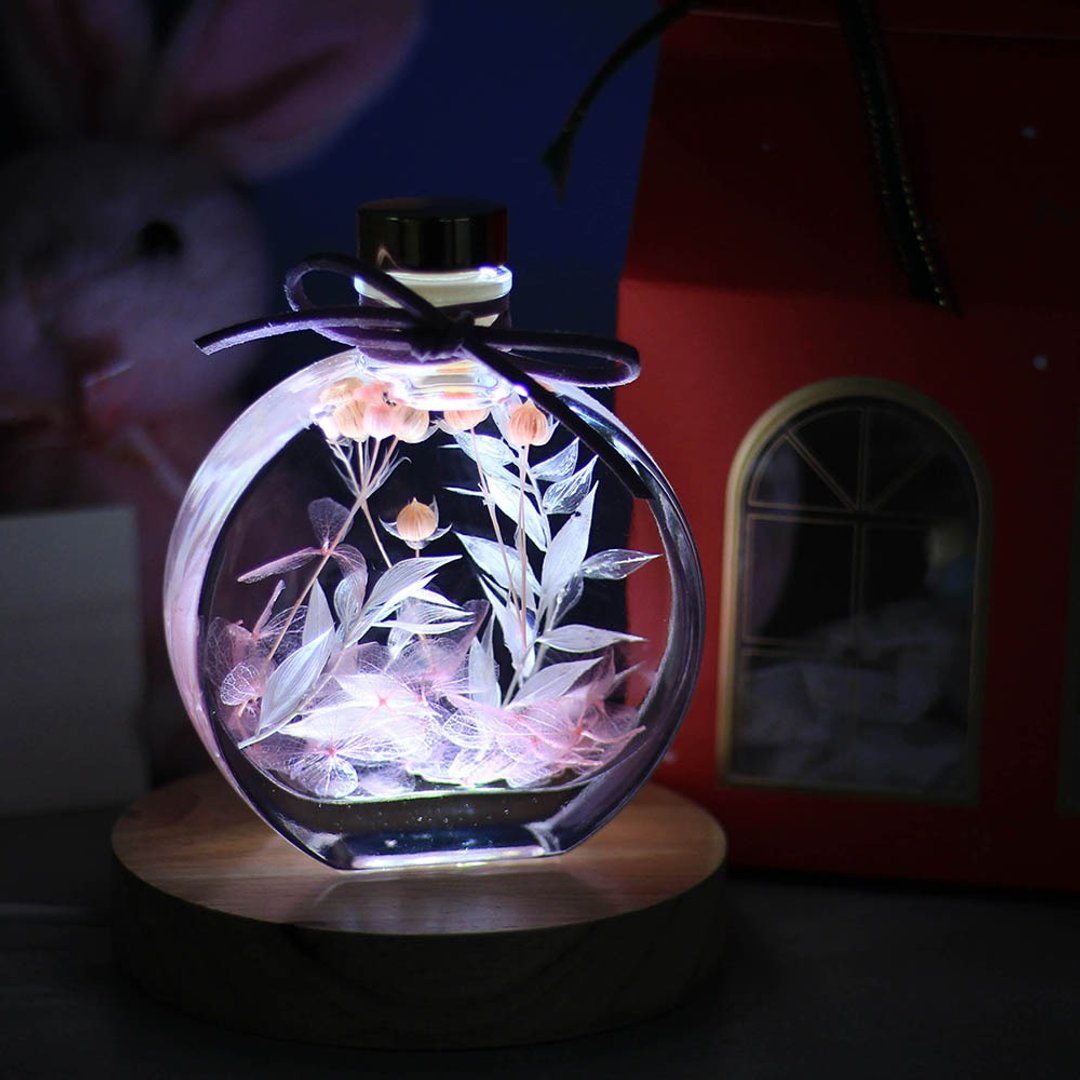 【一人成团】浮游花手作花艺课程 小夜灯 台中 情人节疗愈小物 - 植栽 - 植物．花 