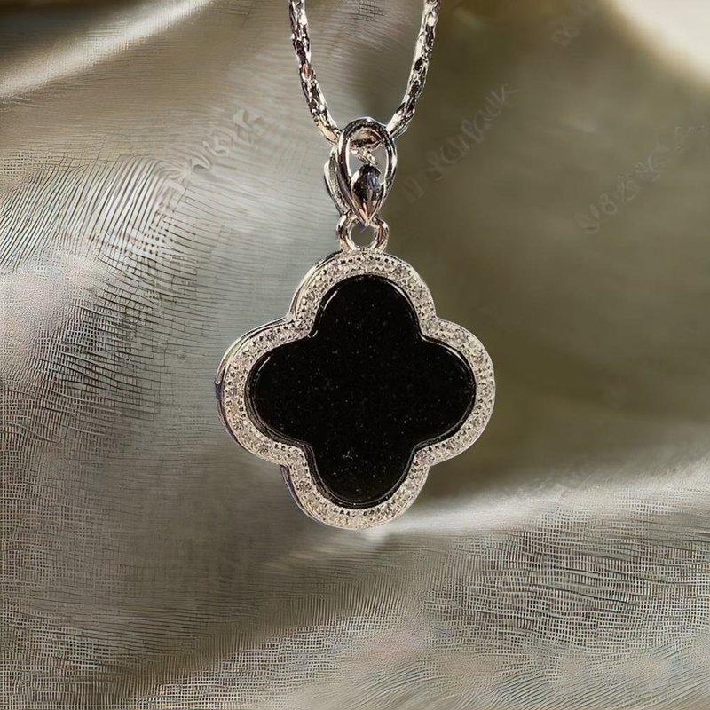 墨翠翡翠四叶草项链 925纯银 | 天然缅甸玉A货翡翠 | 送礼 - 吊饰 - 玉石 黑色