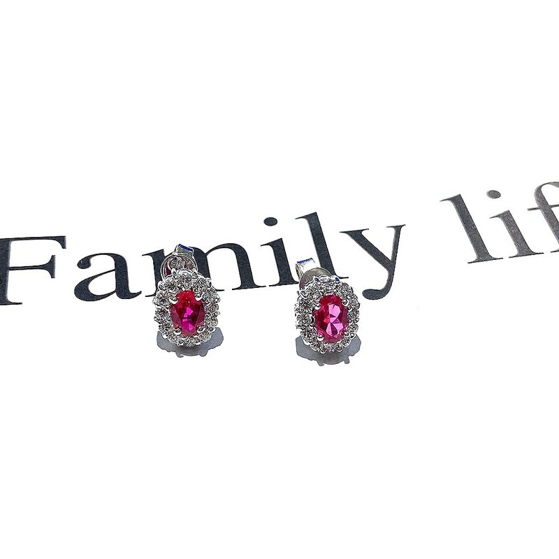 Eli Jewelry 贵气璀璨红宝锆石钻9K白金耳环 金饰保证卡 礼物包装 - 耳环/耳夹 - 贵金属 银色