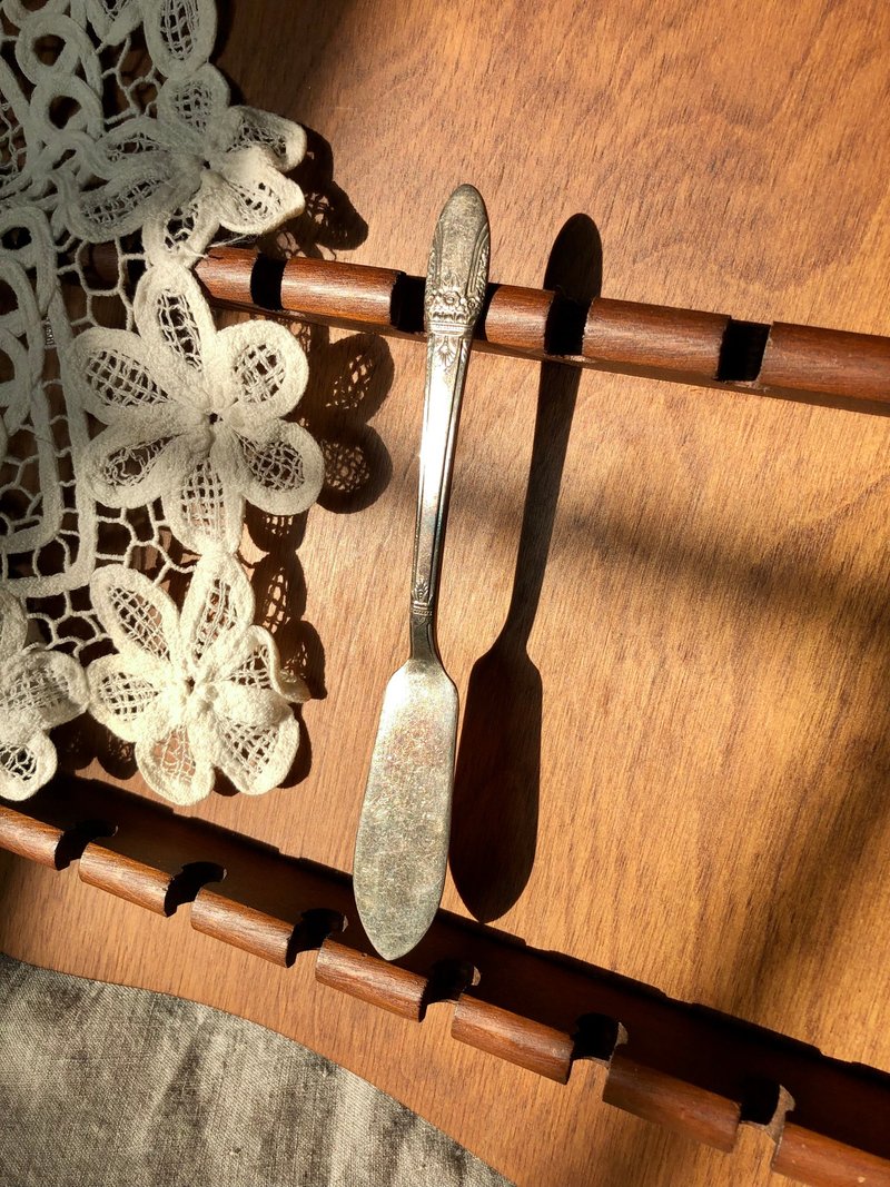 Vintage 1937年制美国Rogers Bros镀银奶油刀 - 餐刀/叉/匙组合 - 银 