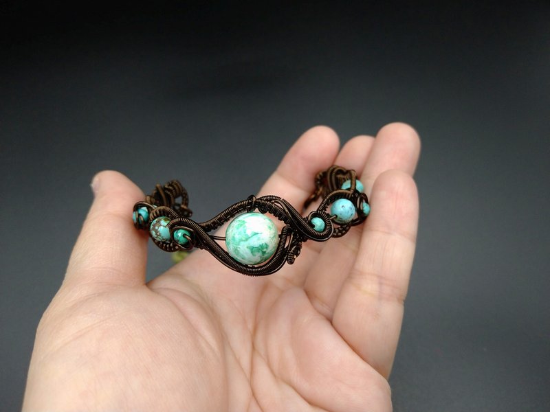 **绿松石** 艺术铜线 水晶手环 成功 幸运 勇气 金属编织 手作 - 手链/手环 - 玉石 绿色