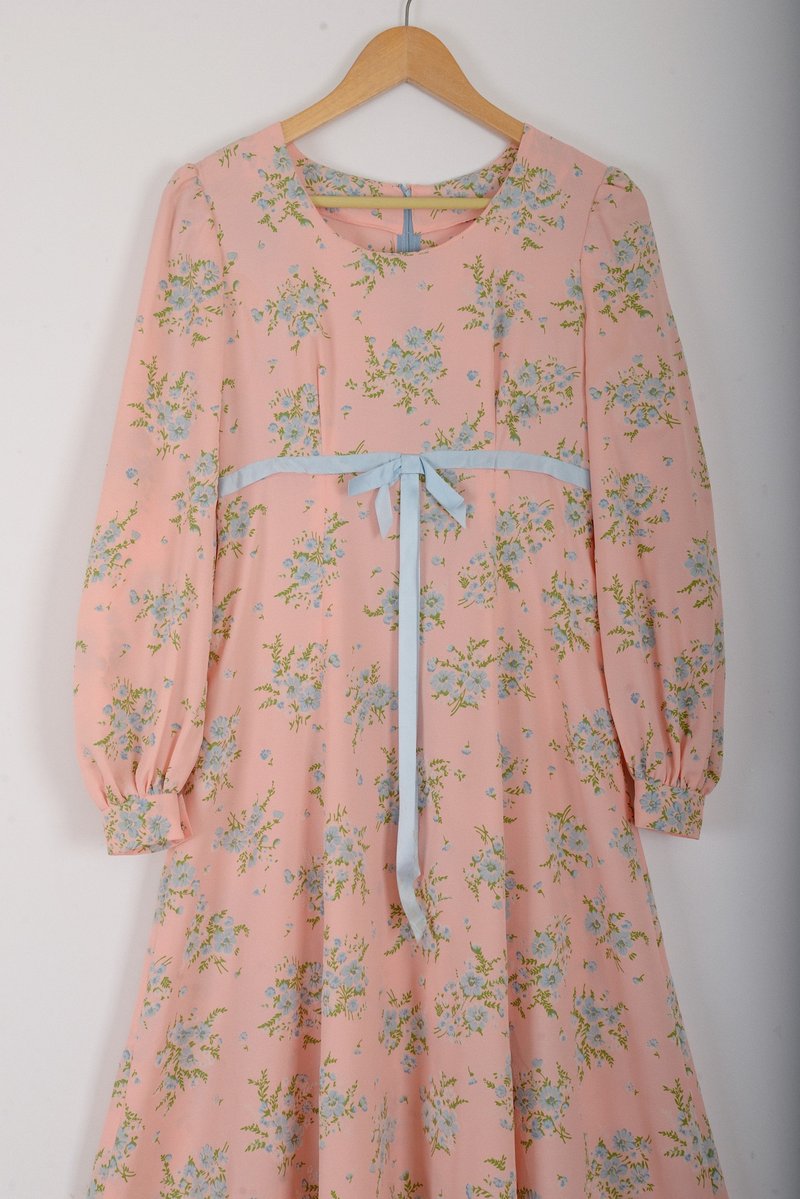 肉肉植绒 帝政腰线 蓝色缎带装饰 橘粉色蓝花柄古典长裙 - 洋装/连衣裙 - 其他材质 