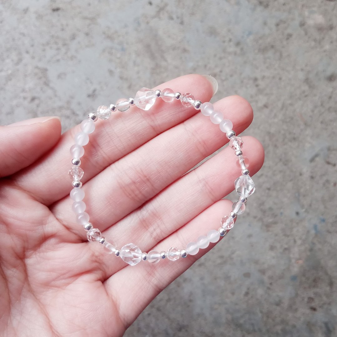 冰糖莲子。白水晶 白玉髓 925纯银手链 避邪防小人 - 手链/手环 - 水晶 白色