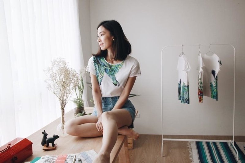 贵族-纯手工轻棉短袖上衣 - 女装 T 恤 - 棉．麻 白色