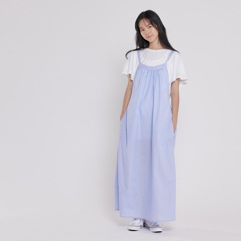 Jolly綁繩口袋吊帶裙/藍直條 - 洋装/连衣裙 - 棉．麻 蓝色