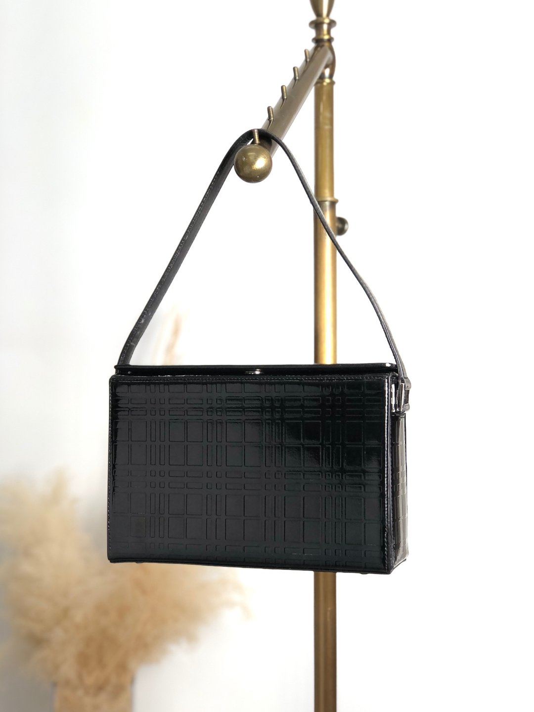 【 日本直送 名牌中古包 】BURBERRY 巴宝莉 侧肩包 黑色 皮革 格纹 vintage 古董 rx4v5y - 侧背包/斜挎包 - 真皮 黑色
