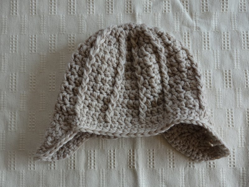 yuoworks / Knit cap with earmuffs / beige / wool - 女装针织衫/毛衣 - 其他材质 咖啡色