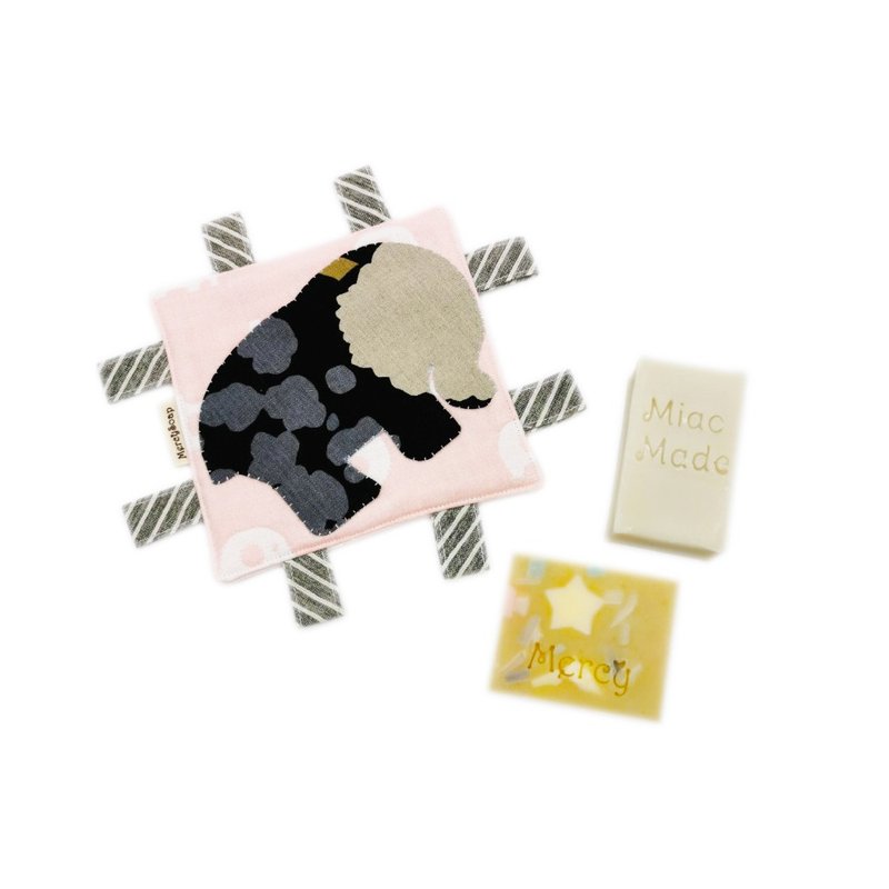 Mercy新生儿多功能拼布小物综合礼盒 ( 粉色 / 灰色 ) - 满月礼盒 - 棉．麻 