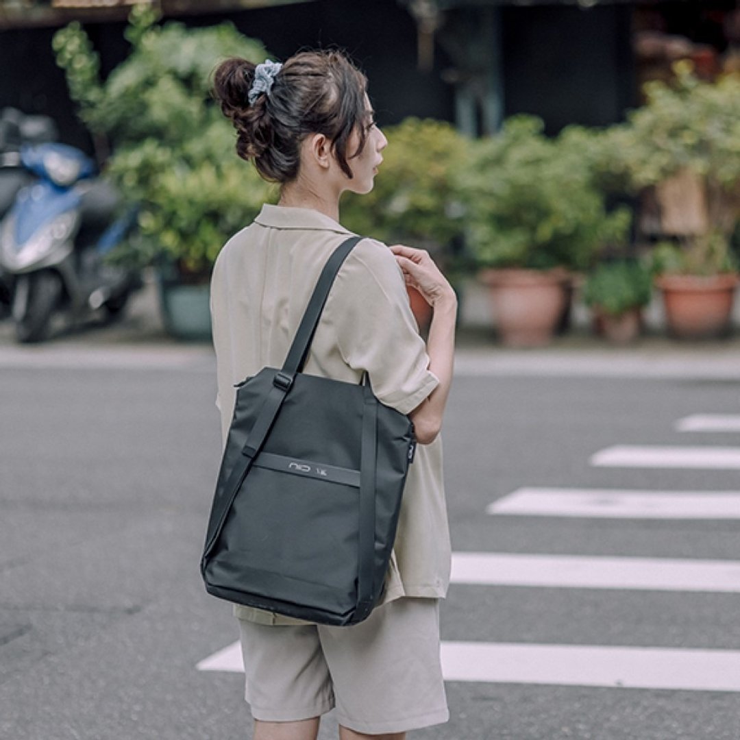 【NIID 官方直营】NEO Tote V 直式托特包 (多色可选) - 侧背包/斜挎包 - 其他材质 