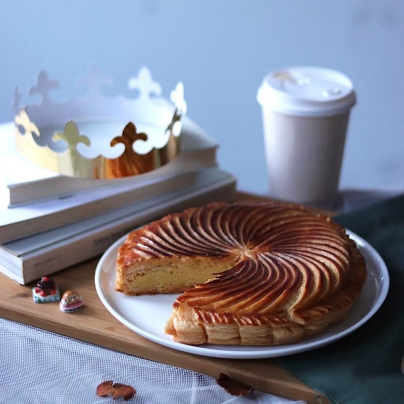 【圣诞节预购】王鹏杰 莎士比亚烘焙坊 圣诞节必吃 国王派8寸 - 蛋糕/甜点 - 其他材质 