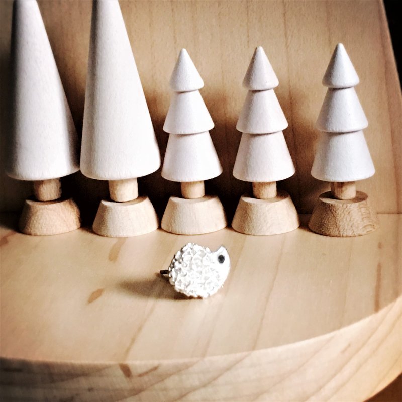 纯银**图案系列= 刺猬小姐的喃~纯银耳环**纯手作 - 耳环/耳夹 - 纯银 银色