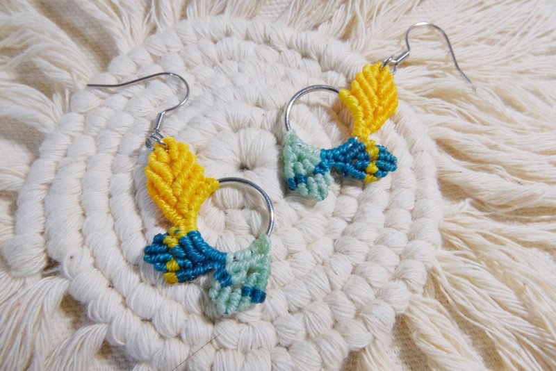 == 编织耳环✕防水南美蜡线==【LEAVES】 - 耳环/耳夹 - 蜡 