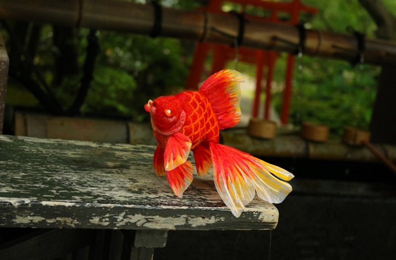 Needle felted goldfish"Red ryukin” - 摆饰 - 羊毛 红色