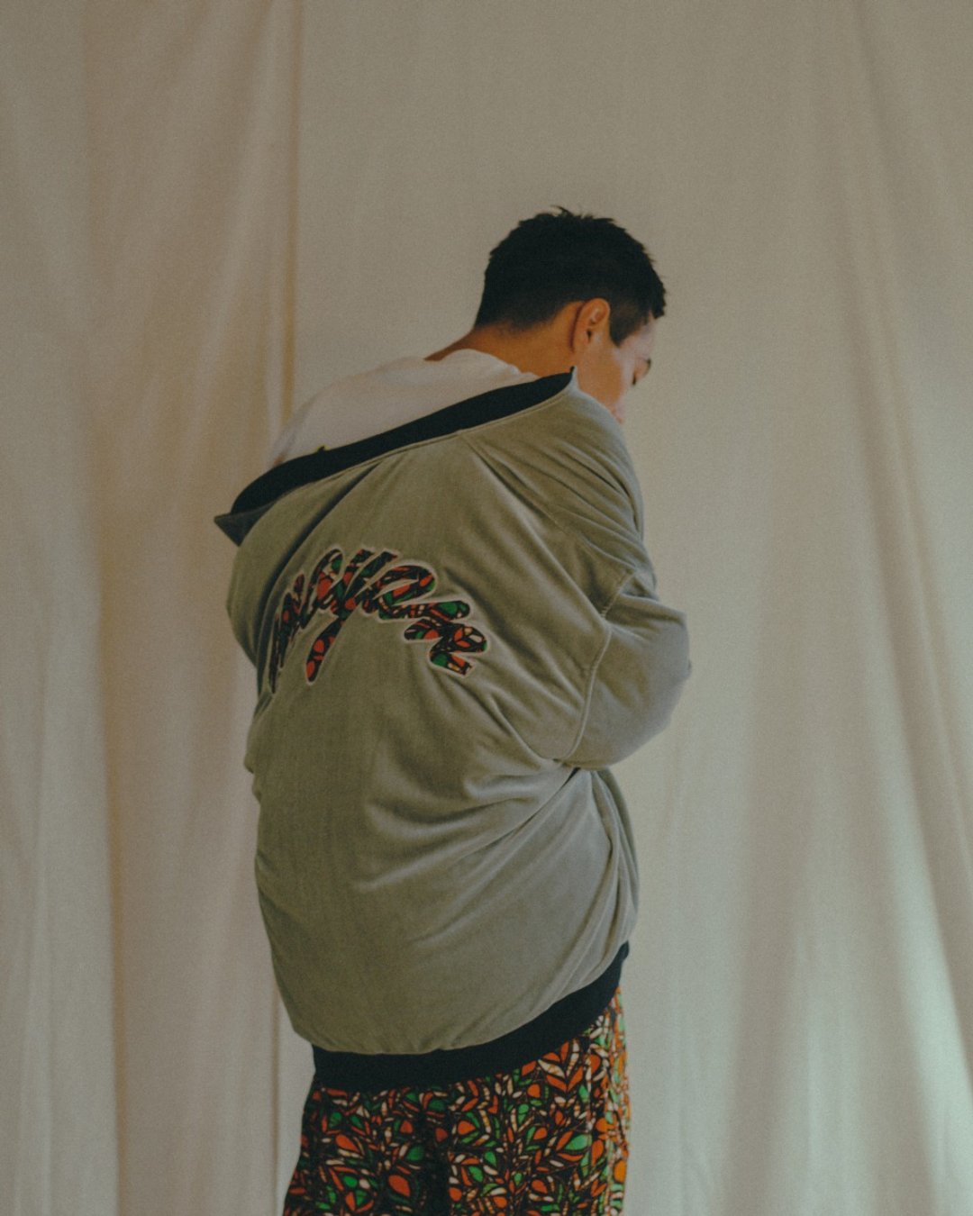 AFRICA REVERSIBLE VELOUR BLOUSON (SING A SONG) - 男装外套 - 聚酯纤维 橘色