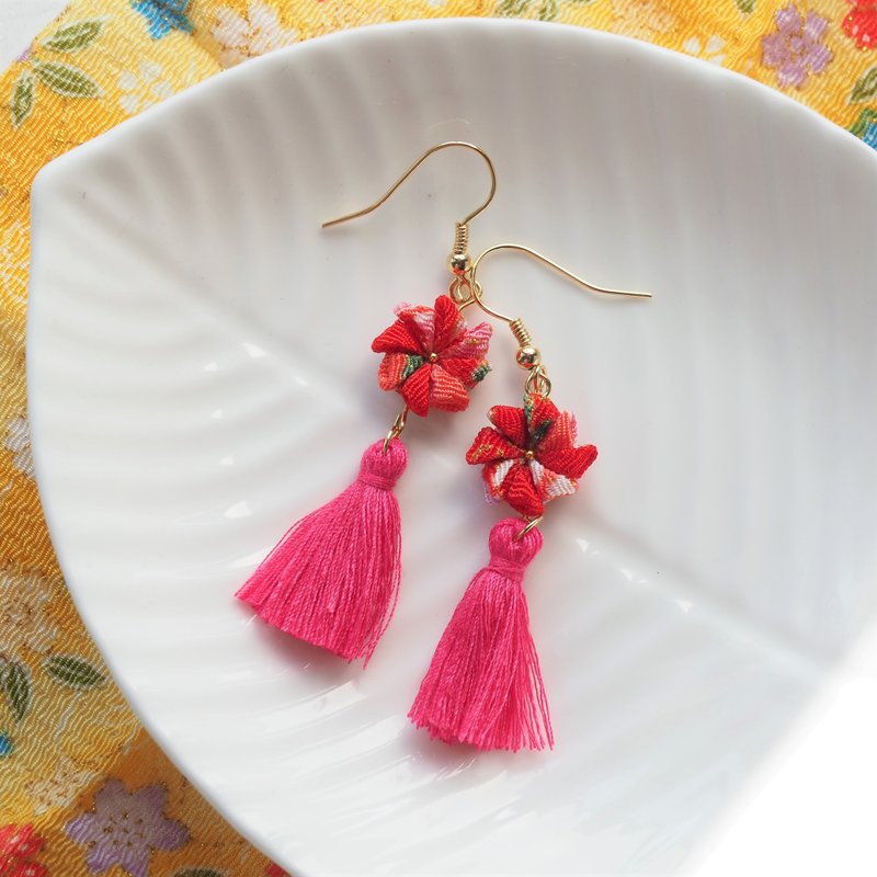 【幸运风车】红布风车流苏定制耳环耳夹 14kgf 925 つまみ细工 - 耳环/耳夹 - 聚酯纤维 红色