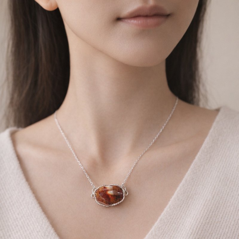 Inner Flame  红胶花水晶吊坠 天然胶花水晶纯银项链 - 项链 - 水晶 红色