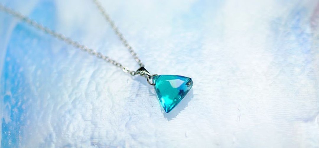 [Made to order] True Triangle MINI - 项链 - 玻璃 蓝色