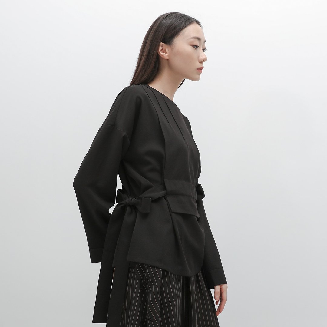 Pianzhang_篇章双层上衣_22AF008_黑 - 女装上衣 - 聚酯纤维 黑色