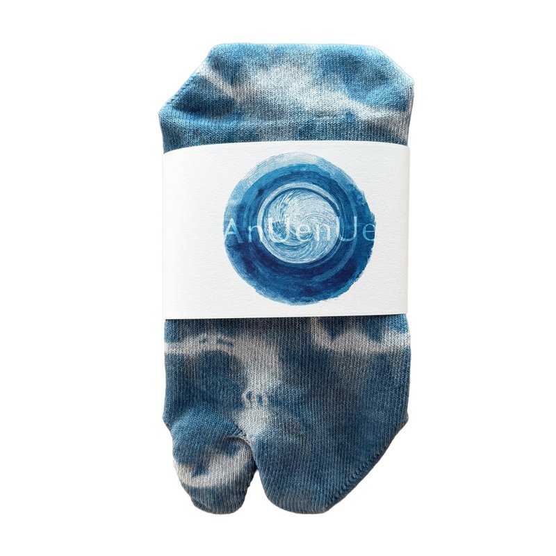 日本制造 靛蓝染色 JAPANBLUE INDIGO DYED SOCKS Tabi #4 - 袜子 - 棉．麻 